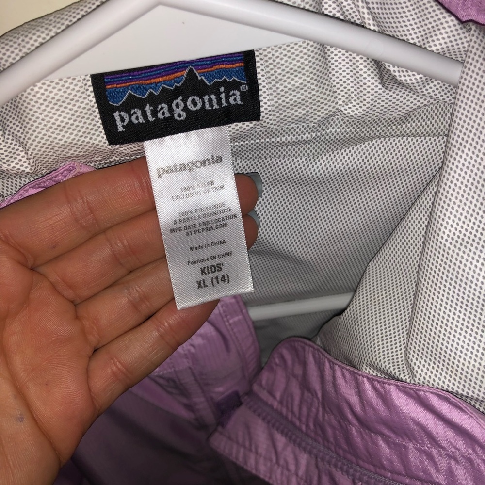 SOLD Girls XL Patagonia Raincoat-XL (14)